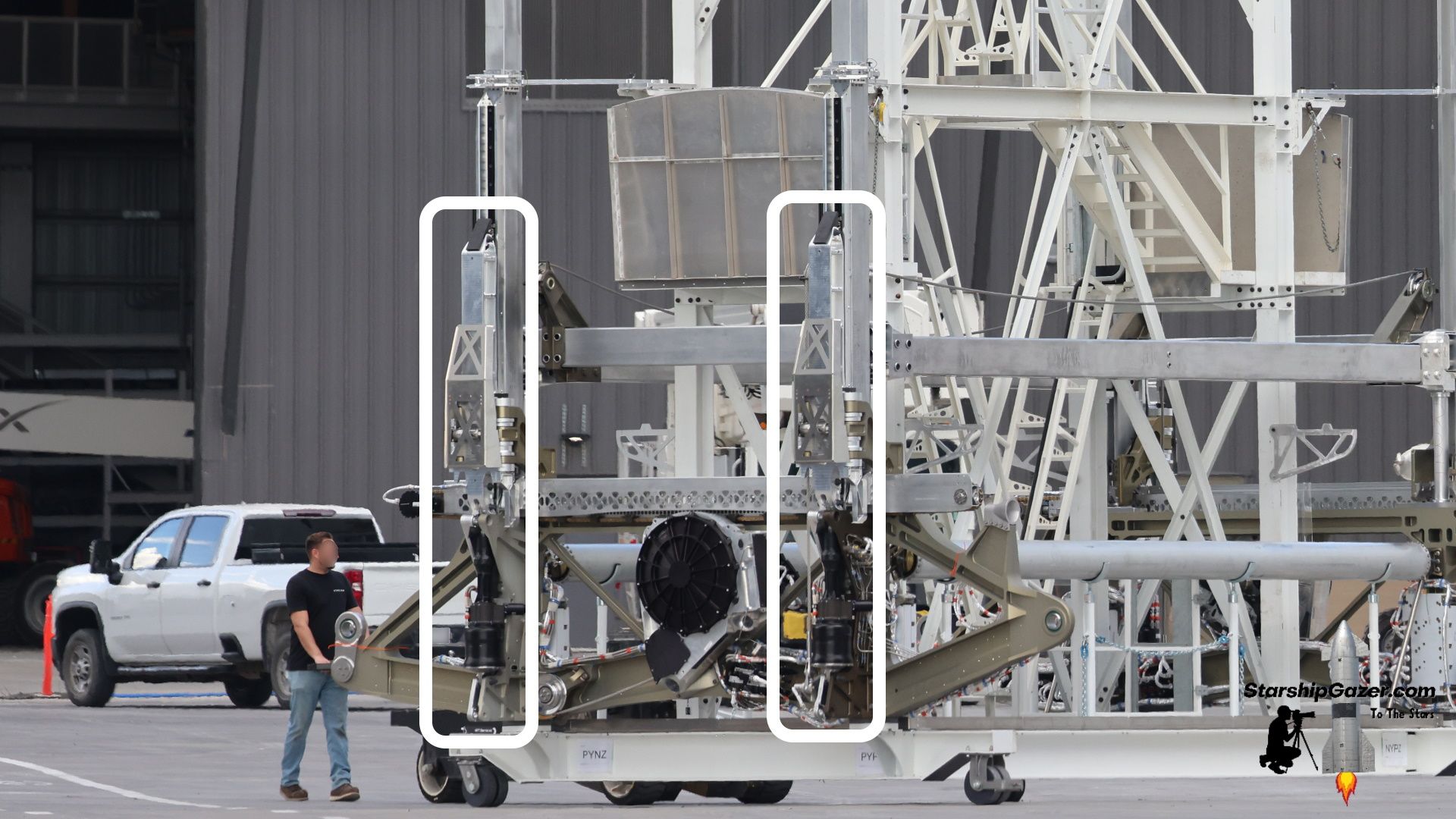 V2LiftAssy.jpg